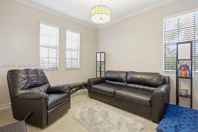 1507 SW 113th Avenue, Pembroke Pines, FL 33025