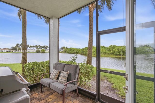 1507 SW 113th Avenue, Pembroke Pines, FL 33025