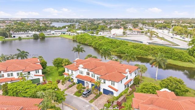 1507 SW 113th Avenue, Pembroke Pines, FL 33025