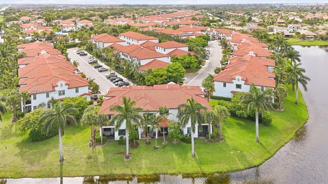 1507 SW 113th Avenue, Pembroke Pines, FL 33025
