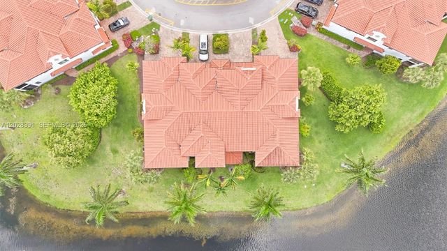 1507 SW 113th Avenue, Pembroke Pines, FL 33025
