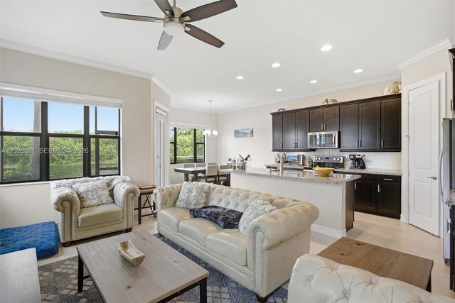 1507 SW 113th Avenue, Pembroke Pines, FL 33025