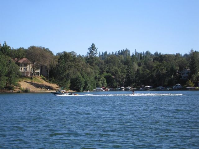 11525 Lakeshore South, Auburn, CA 95602