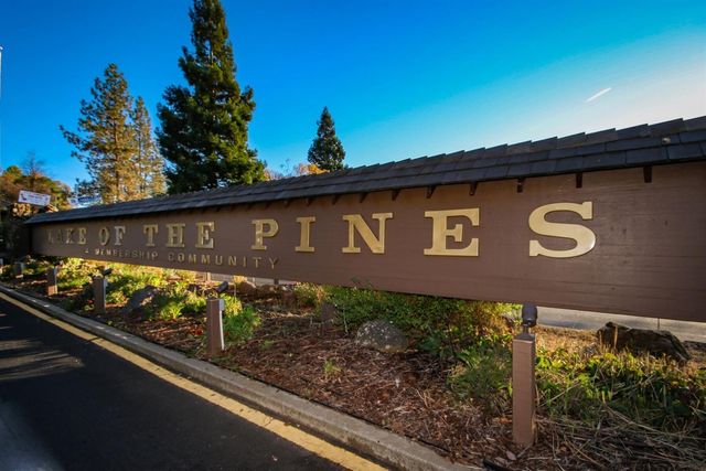 11525 Lakeshore South, Auburn, CA 95602