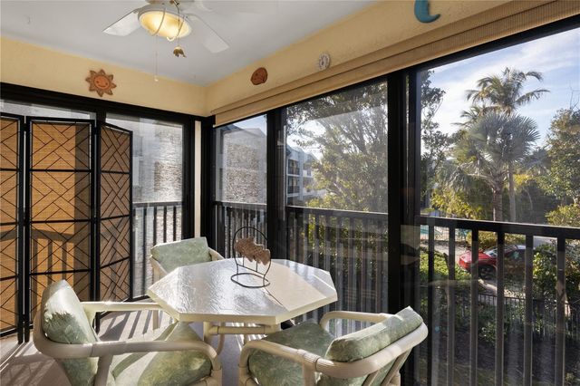 5608 GULF DRIVE 104, Holmes Beach, FL 34217