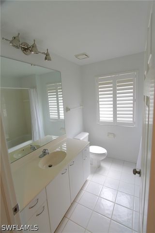 2880 Citrus Lake DR Q201, Naples, FL 34109