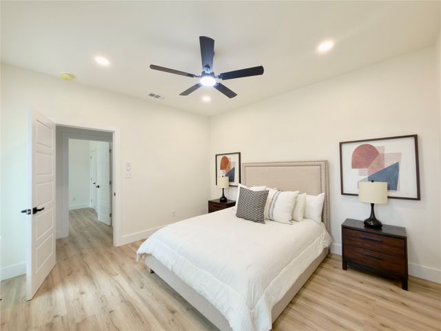 2606 Hooper Street, Dallas, TX 75215