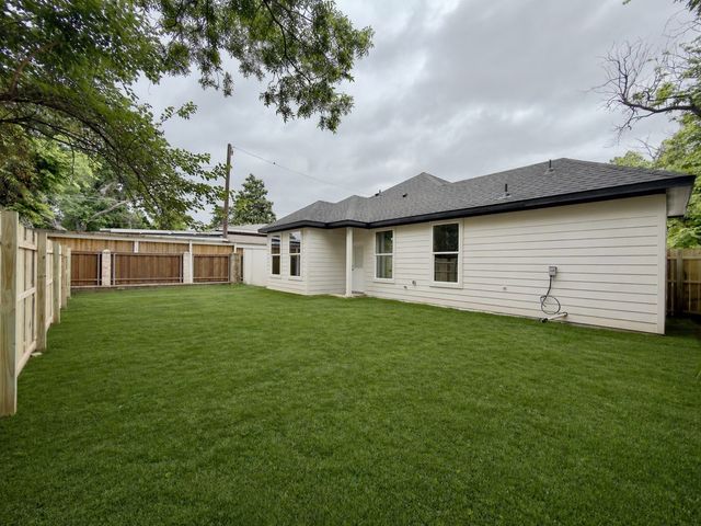 2606 Hooper Street, Dallas, TX 75215