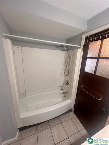 402 Prospect Avenue W-3, Bethlehem City, PA 18018