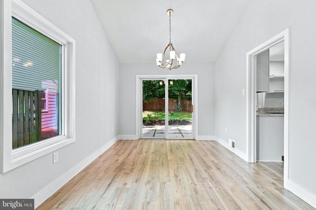 316 SUGARLAND RUN DR, Sterling, VA 20164