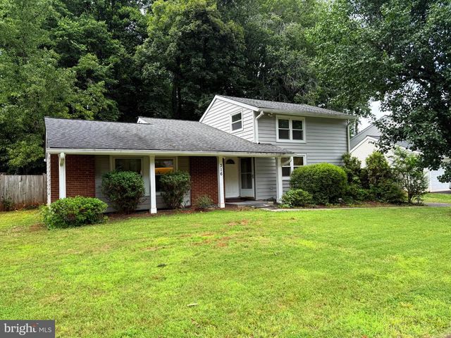 316 SUGARLAND RUN DR, Sterling, VA 20164