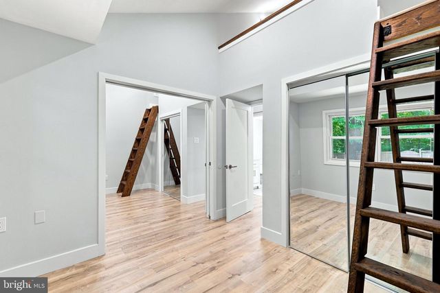 316 SUGARLAND RUN DR, Sterling, VA 20164