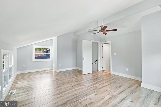 316 SUGARLAND RUN DR, Sterling, VA 20164