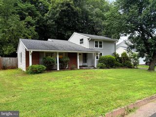316 SUGARLAND RUN DR, Sterling, VA 20164