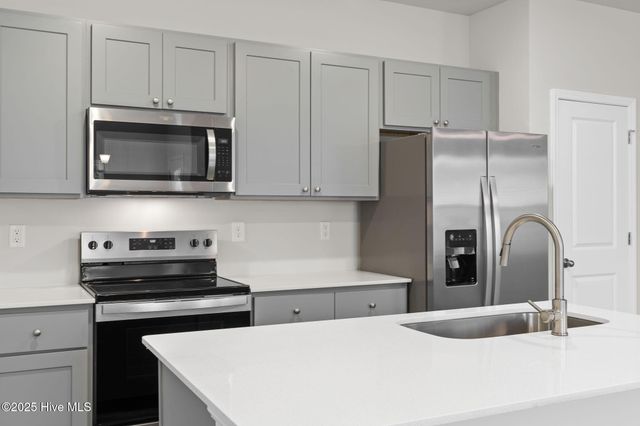 206 Keira Lane NW, Supply, NC 28462