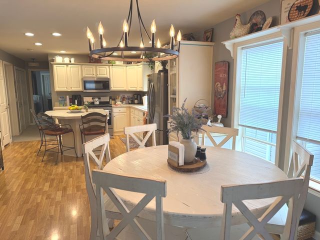 23021 S PINEHURST Drive, Frankfort, IL 60423