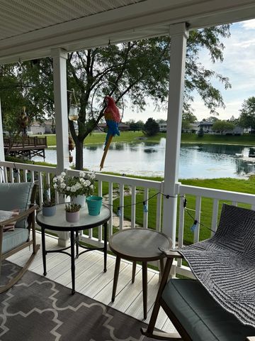 23021 S PINEHURST Drive, Frankfort, IL 60423