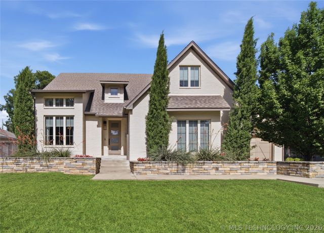 2526 S College Avenue, Tulsa, OK 74114