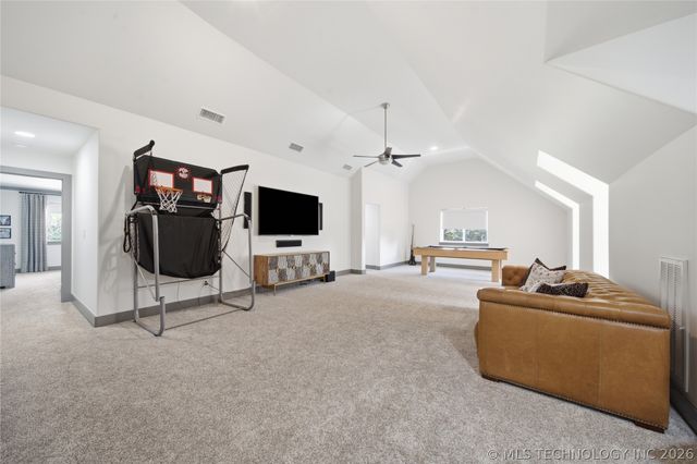 2526 S College Avenue, Tulsa, OK 74114