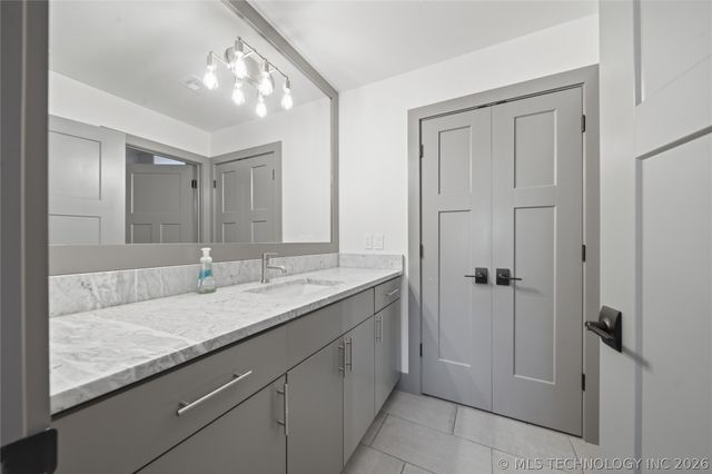 2526 S College Avenue, Tulsa, OK 74114