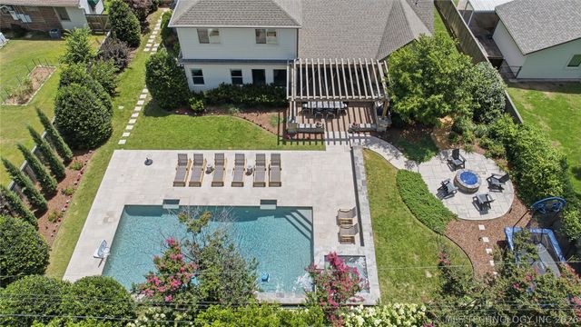 2526 S College Avenue, Tulsa, OK 74114