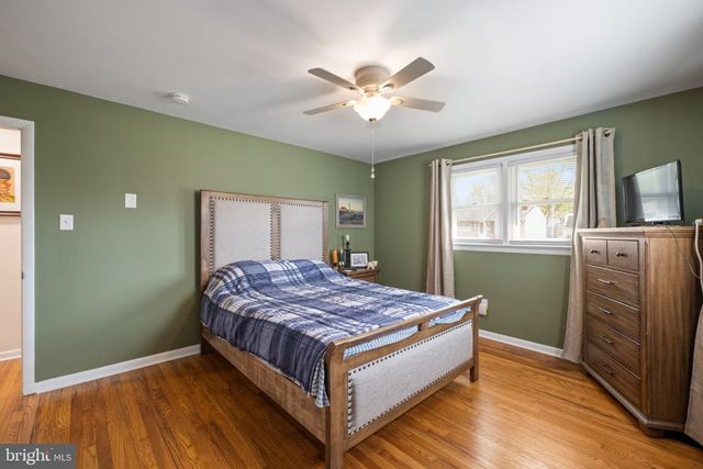 60 MARYLAND AVE, Pennsville, NJ 08070