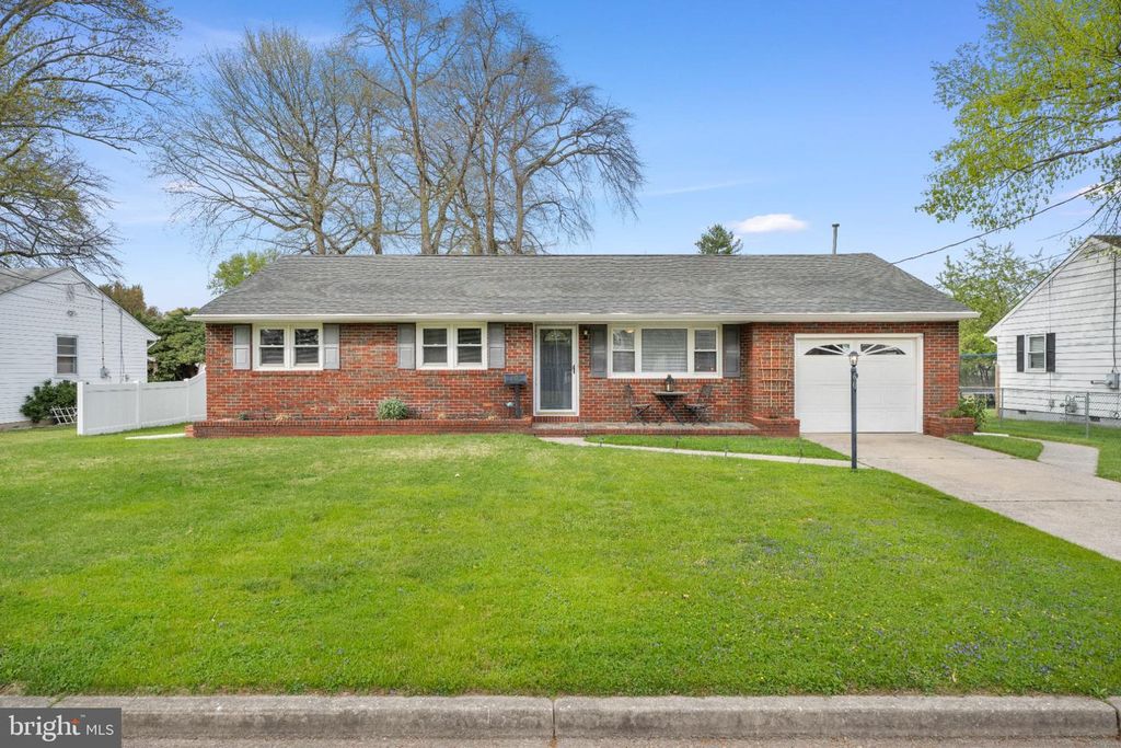 60 MARYLAND AVE, Pennsville, NJ 08070