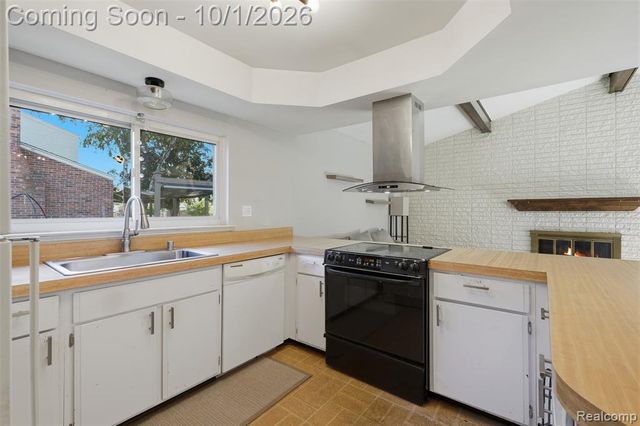 38733 Lancaster Street, Livonia, MI 48154