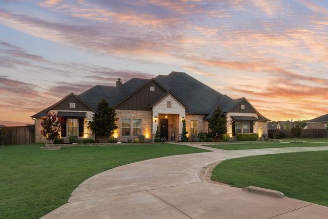 6031 Waggoner Way, Midlothian, TX 76065