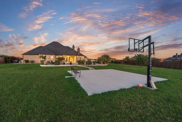6031 Waggoner Way, Midlothian, TX 76065