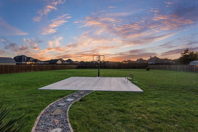 6031 Waggoner Way, Midlothian, TX 76065