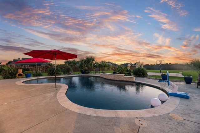 6031 Waggoner Way, Midlothian, TX 76065