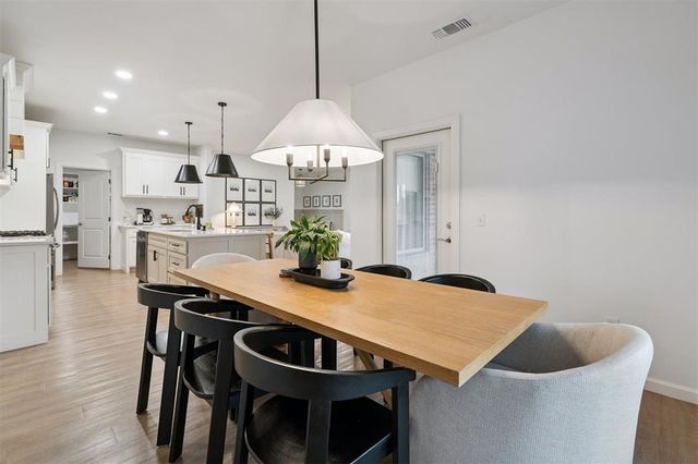 4532 Raymond Lane, Guthrie, OK 73044