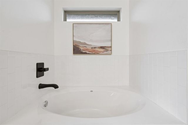 4532 Raymond Lane, Guthrie, OK 73044