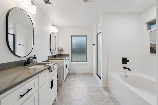 4532 Raymond Lane, Guthrie, OK 73044