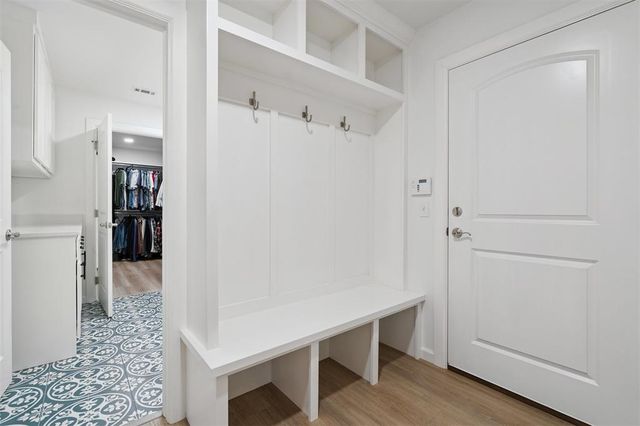 4532 Raymond Lane, Guthrie, OK 73044