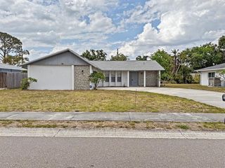5365 WINEWOOD DRIVE, Sarasota, FL 34232