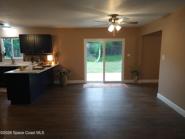 223 Maywood Avenue NW, Palm Bay, FL 32907