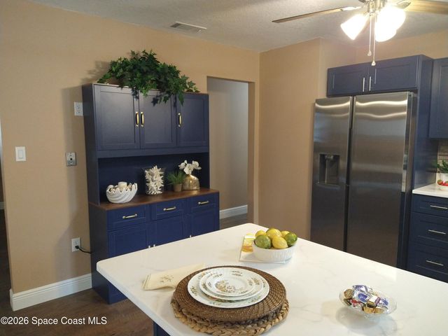 223 Maywood Avenue NW, Palm Bay, FL 32907