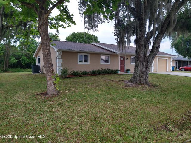 223 Maywood Avenue NW, Palm Bay, FL 32907