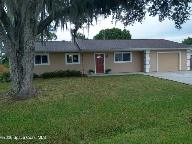 223 Maywood Avenue NW, Palm Bay, FL 32907