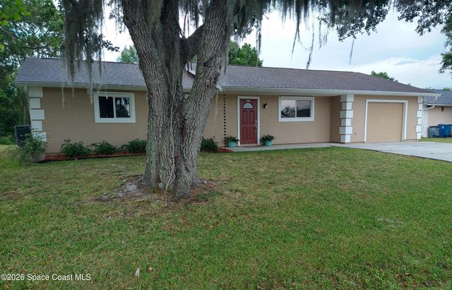 223 Maywood Avenue NW, Palm Bay, FL 32907