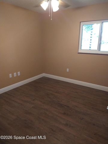 223 Maywood Avenue NW, Palm Bay, FL 32907