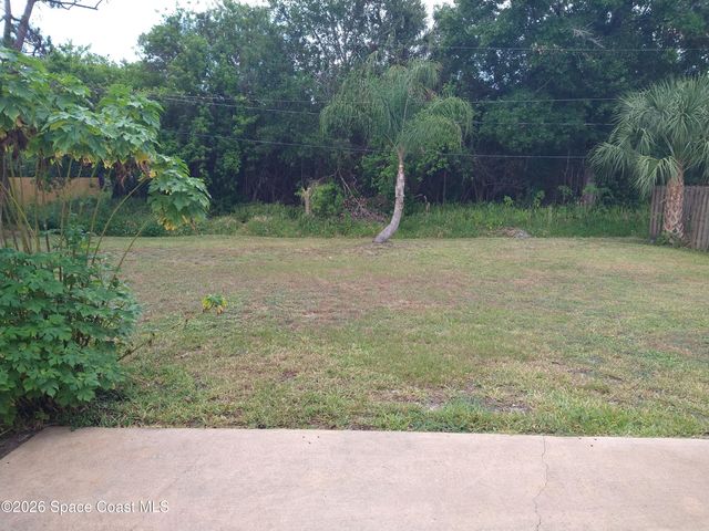 223 Maywood Avenue NW, Palm Bay, FL 32907