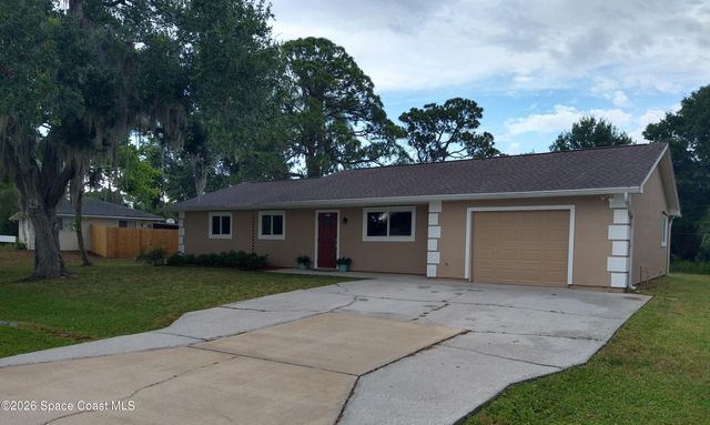 223 Maywood Avenue NW, Palm Bay, FL 32907