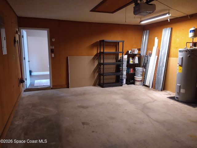223 Maywood Avenue NW, Palm Bay, FL 32907