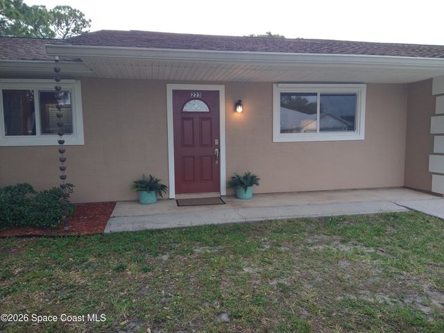 223 Maywood Avenue NW, Palm Bay, FL 32907
