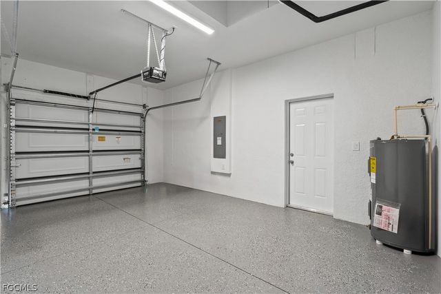 2804 73rd ST W, Lehigh Acres, FL 33971