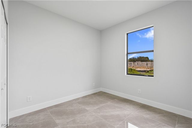 2804 73rd ST W, Lehigh Acres, FL 33971