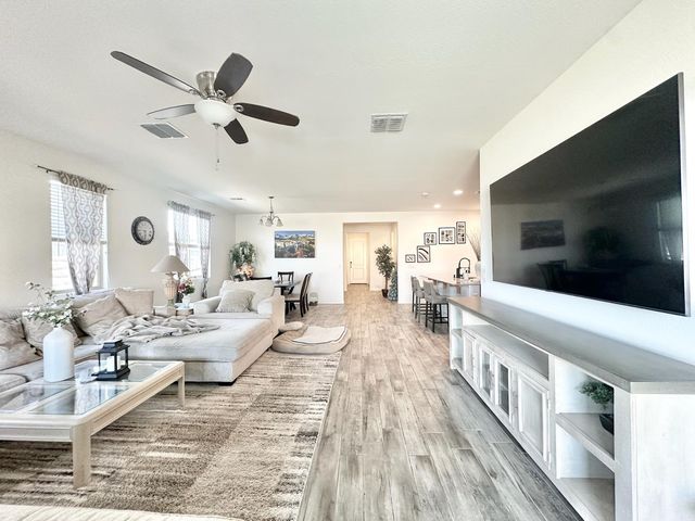 16492 W Caldwell Street, Goodyear, AZ 85338